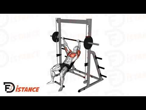 Développé couché incliné à la smith machine (guidée)